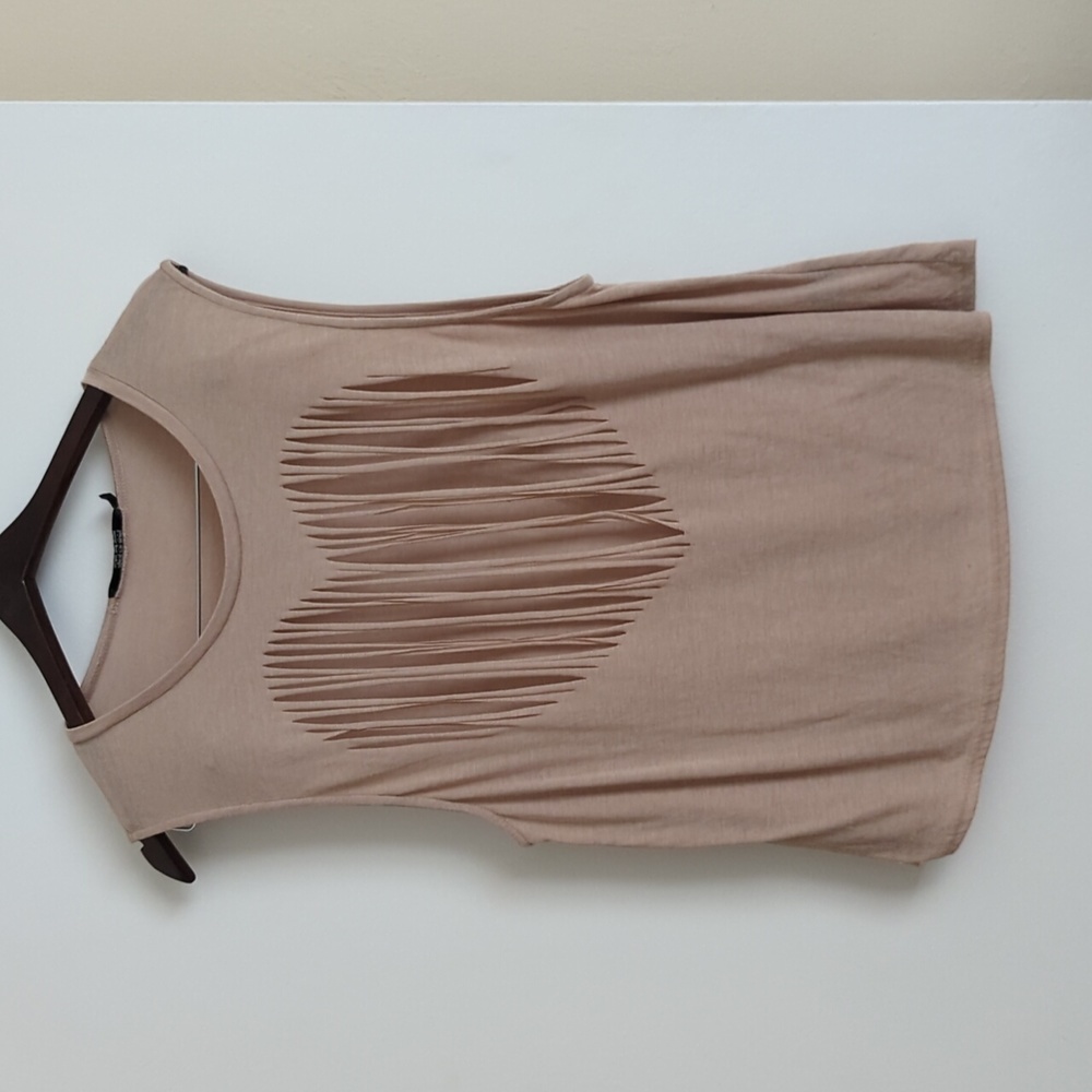 Heart Pink Tank Top Size Medium